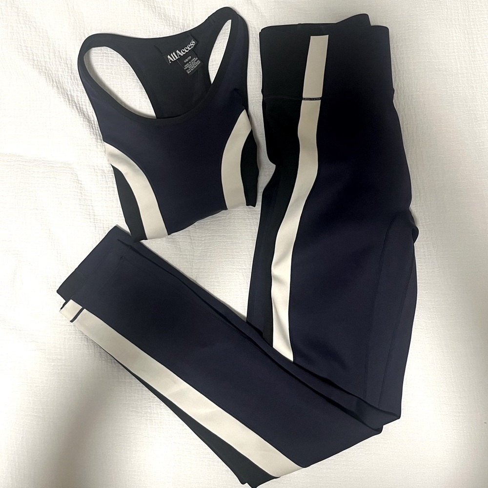 Bandier All Access Navy/Black/White workout set